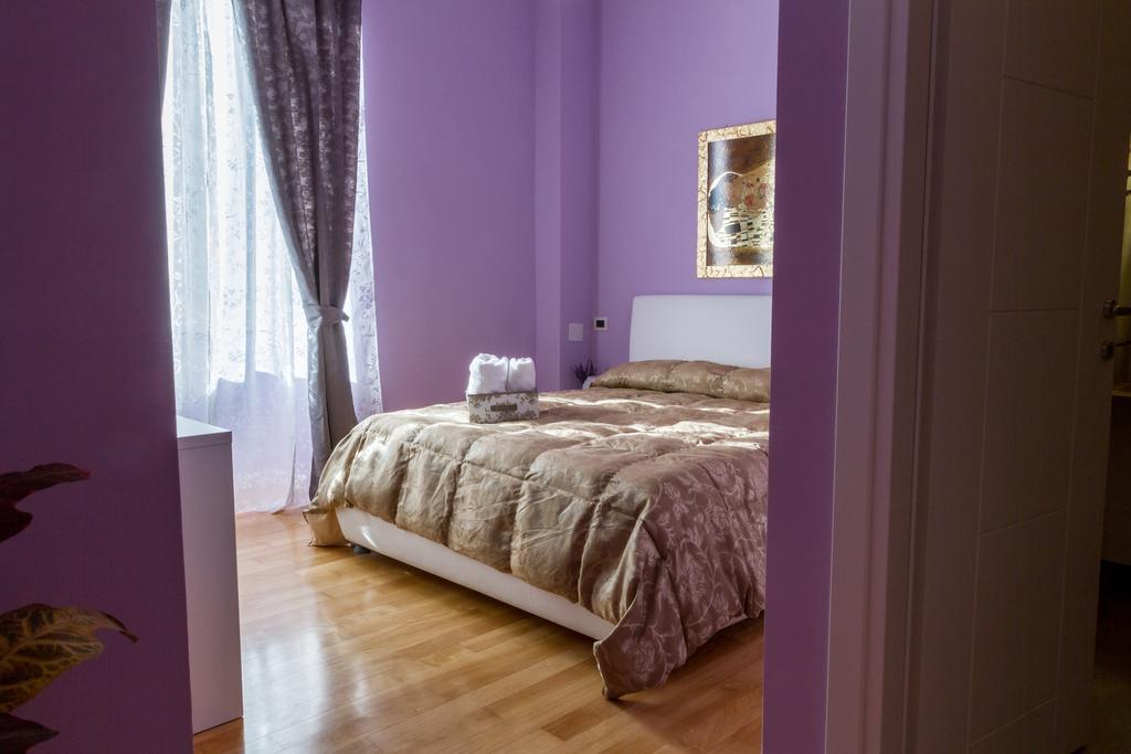 Bevilacqua Bed Roma Santa Croce 호텔 객실 사진