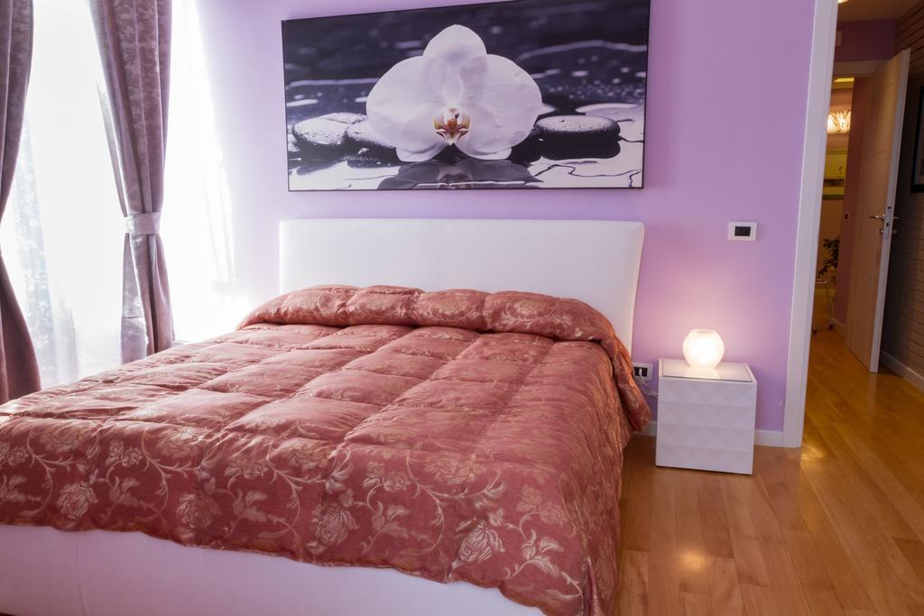 Bevilacqua Bed Roma Santa Croce 호텔 객실 사진