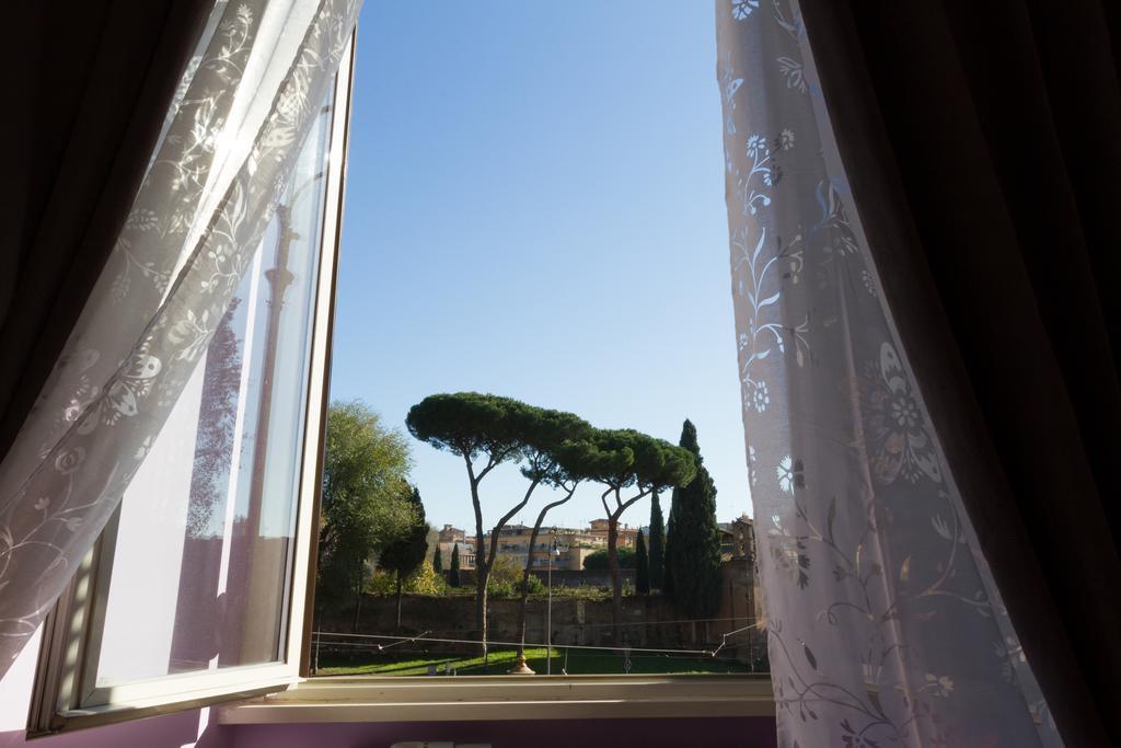 Bevilacqua Bed Roma Santa Croce 호텔 객실 사진