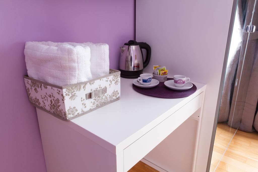 Bevilacqua Bed Roma Santa Croce 호텔 객실 사진