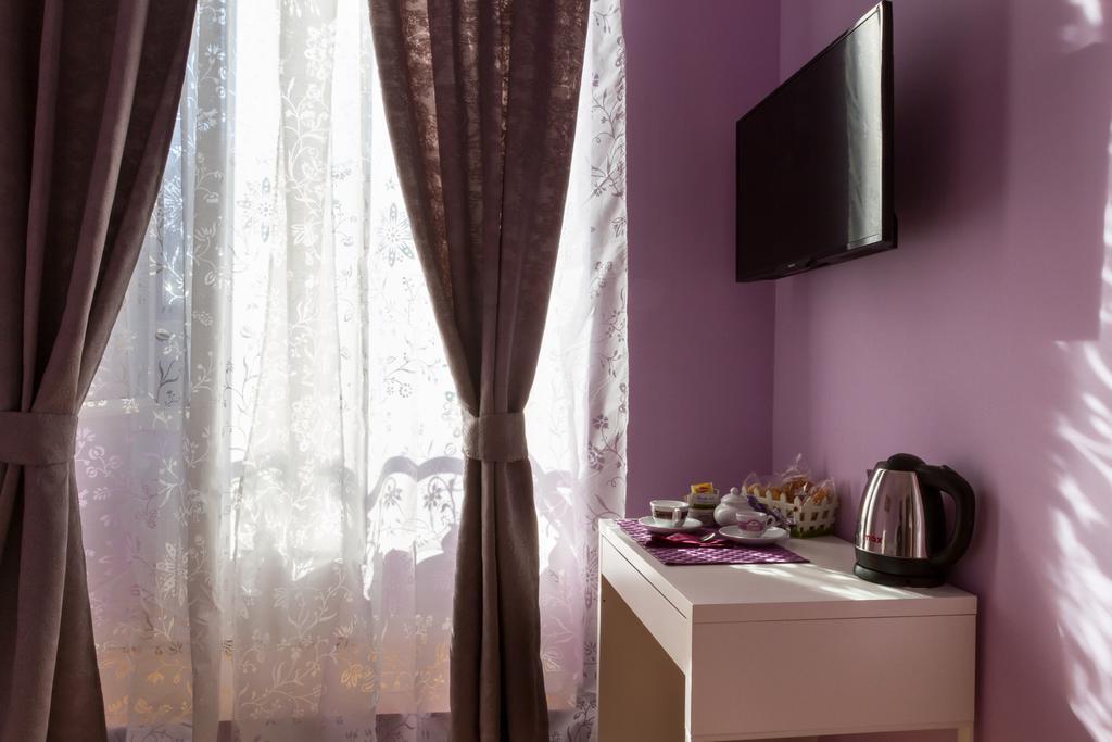 Bevilacqua Bed Roma Santa Croce 호텔 객실 사진